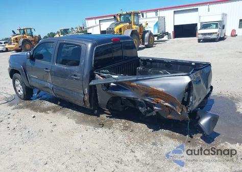 2013 Toyota Tacoma Prerunner z USA, uszkodzony, nr VIN 5TFJX4GN2DX018635